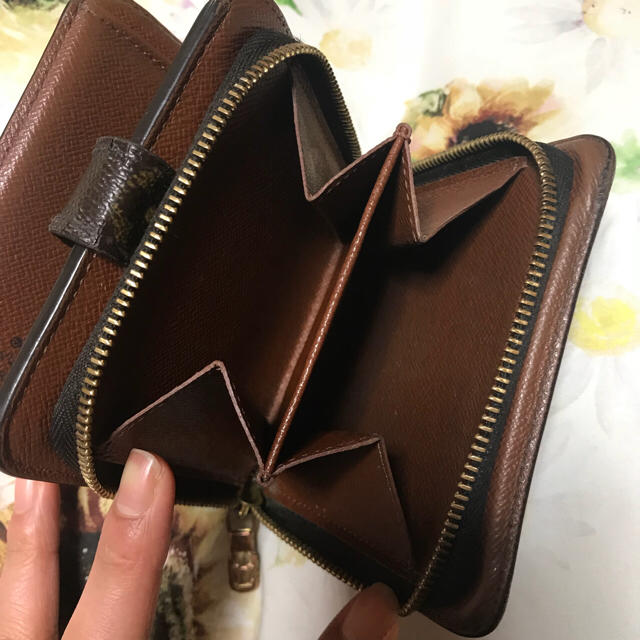 LOUIS VUITTON(ルイヴィトン)の二つ折り財布 レディースのファッション小物(財布)の商品写真