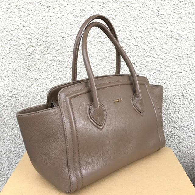 Furla - フルラ大人気カレッジトート正規品ダイノブラウン入手困難 ...