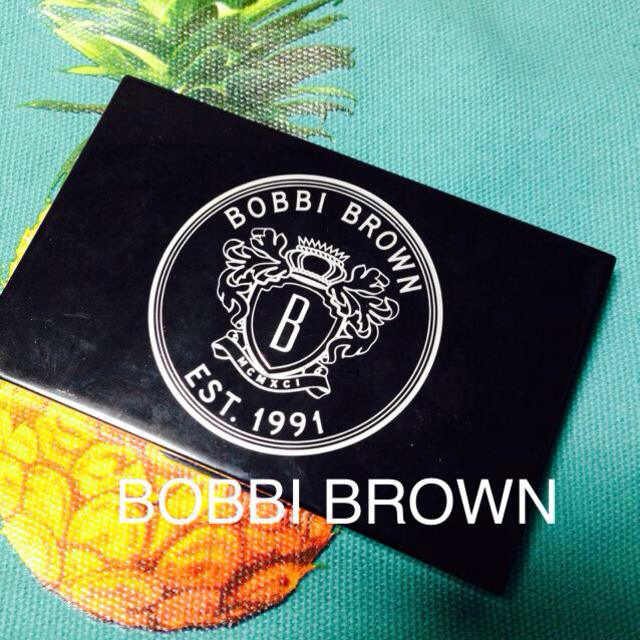 BOBBI BROWN(ボビイブラウン)のBOBBIBROWNアイパレット コスメ/美容のベースメイク/化粧品(その他)の商品写真