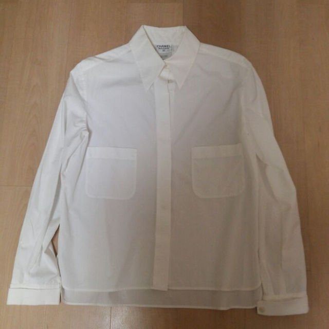 更にお値下‼️ ヴィンテージ シャネル 1度着用 長袖 シャツ 白 38サイズ