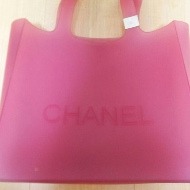 再値下❗新品❗ CHANEL シャネル ラバートート キャンディ ピンクレディース