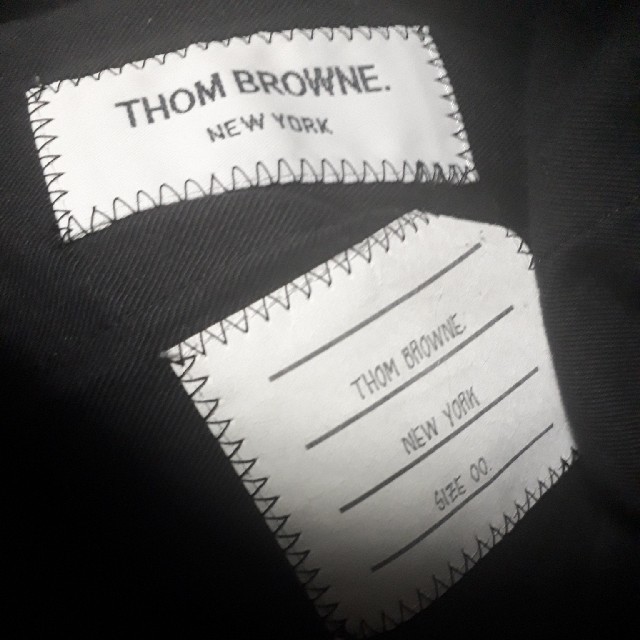 THOM BROWNE(トムブラウン)の格安！ 値下げ不可！THOM BROWNE クラシックスラックス メンズのパンツ(スラックス)の商品写真