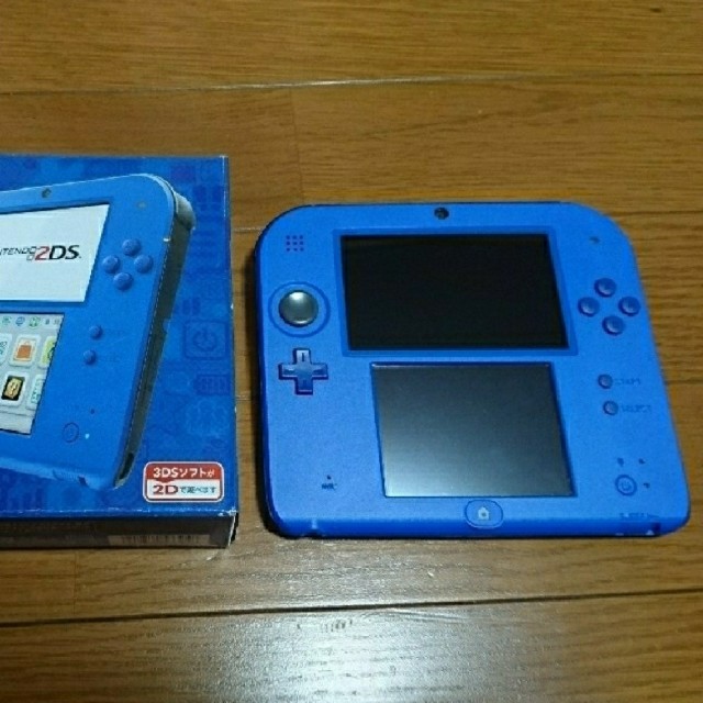 ニンテンドー2DS(ニンテンドー2DS)の任天堂 2DS 本体 ブルー エンタメ/ホビーのゲームソフト/ゲーム機本体(携帯用ゲーム機本体)の商品写真