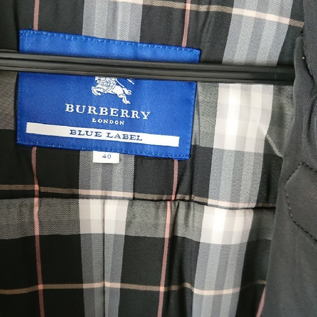 BURBERRY BLUE LABEL(バーバリーブルーレーベル)のバーバリーブルーレーベル   中綿コート レディースのジャケット/アウター(ロングコート)の商品写真