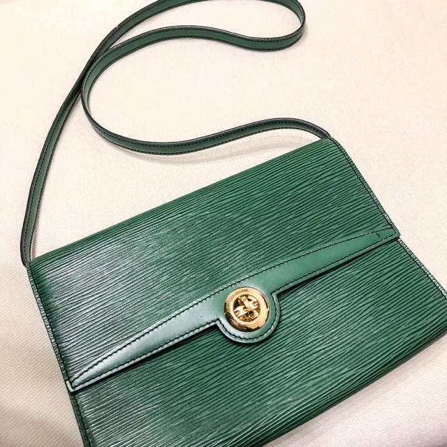 アウトレット割引品 本物LOUISVUITTONヴィトンエピアルシュショルダー