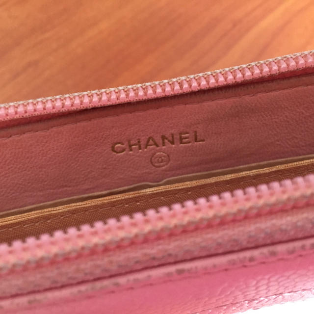 CHANEL(シャネル)のキャビアスキン長財布♡ピンク レディースのファッション小物(財布)の商品写真