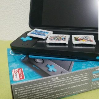 ニンテンドー2DS(ニンテンドー2DS)の[なお様専用]Nintendo 2DS LL + ソフト3つ＋充電ケーブル(携帯用ゲーム機本体)