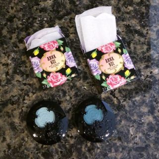 アナスイ(ANNA SUI)の未使用　アナスイ　アイシャドウ　ブルー系(アイシャドウ)