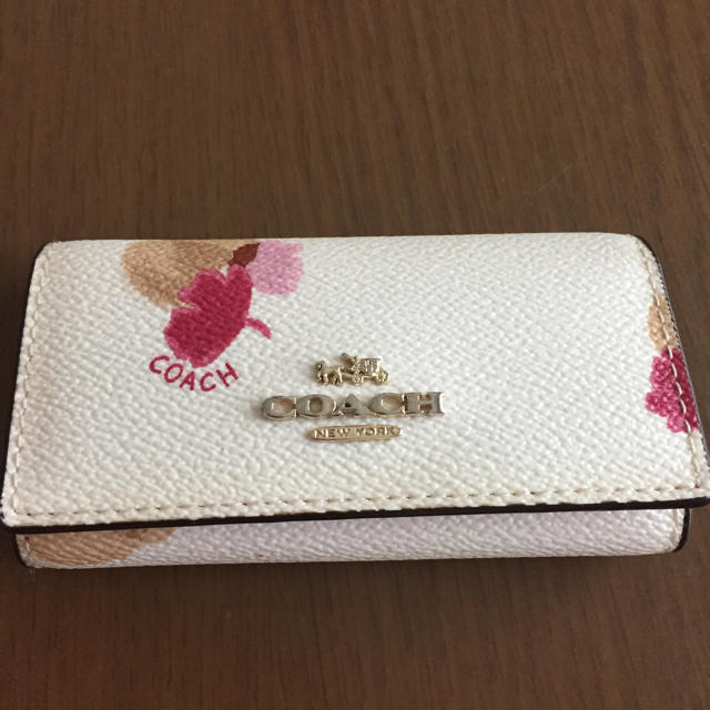 COACH(コーチ)のコーチフローラルのキーケース レディースのファッション小物(キーケース)の商品写真