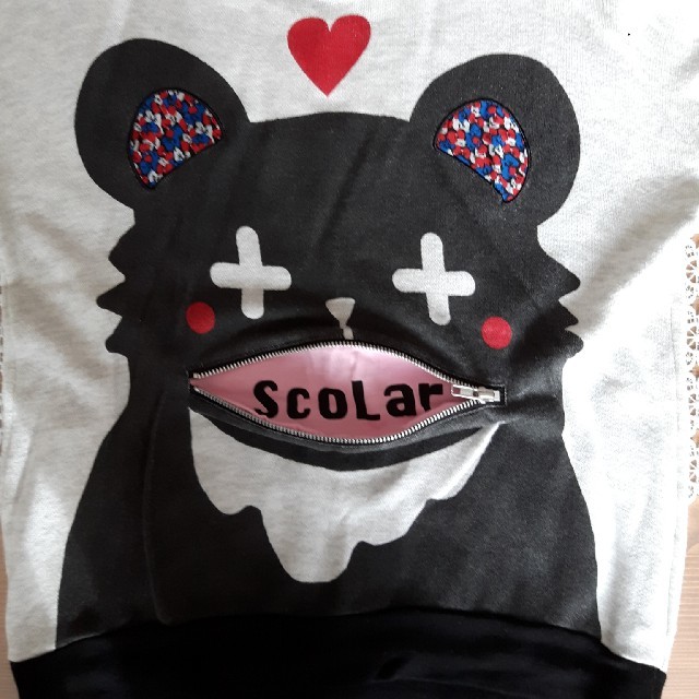 ScoLar(スカラー)のスカラー　くまちゃん　トレーナーシャツ レディースのトップス(トレーナー/スウェット)の商品写真