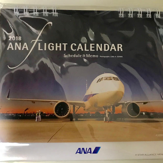 ANA(全日本空輸)(エーエヌエー(ゼンニッポンクウユ))のANA カレンダー 2018 エンタメ/ホビーのコレクション(ノベルティグッズ)の商品写真