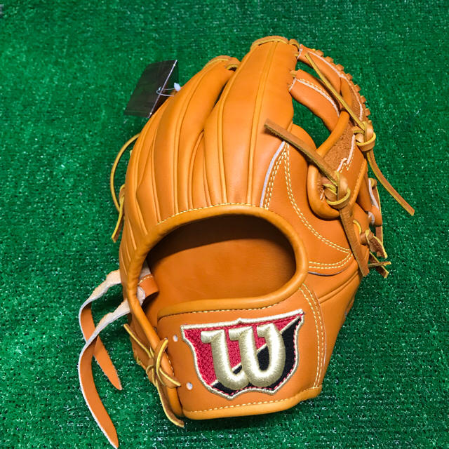 Wilson Staff(ウィルソンスタッフ)の限界値！ウィルソン 硬式用グローブ 内野手用 定価59,400円 新品未使用 スポーツ/アウトドアの野球(グローブ)の商品写真