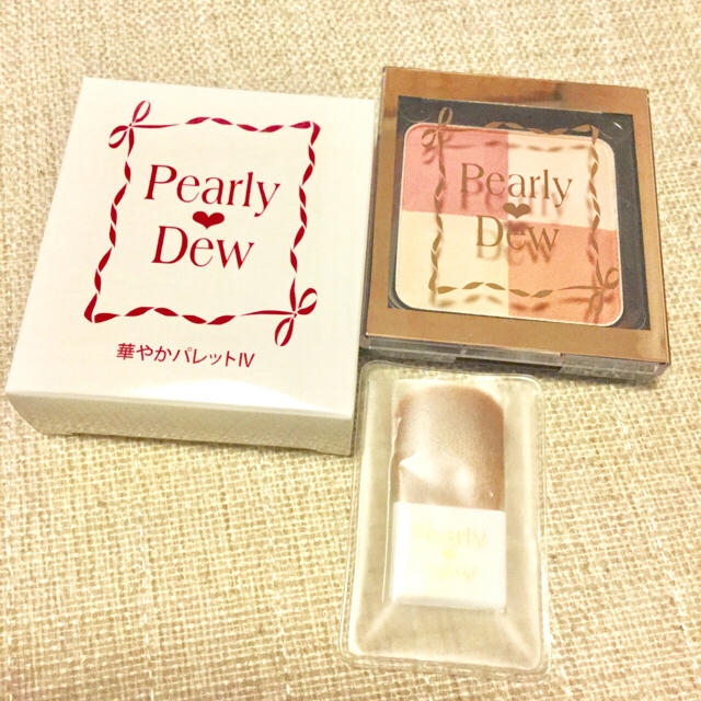 ♡新品未使用♡Pearly❤️Dew 幸せほっぺ&艶めくハイライトパレット❤️