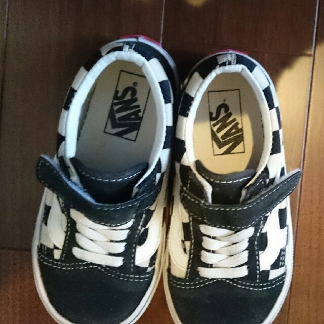 VANS(ヴァンズ)の美品 ＶＡＮＳ スニーカー 黒ブラック 17㎝ キッズ/ベビー/マタニティのキッズ靴/シューズ(15cm~)(スニーカー)の商品写真