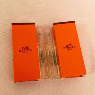 ゆ様専用 HERMES<エルメス>香水 UN 2ml 1本(香水(女性用))