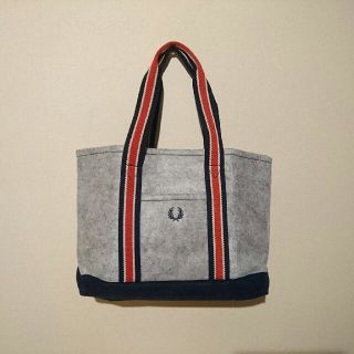 フレッドペリー(FRED PERRY)の未使用★付録★フレッドペリー★フェルトトート♪(トートバッグ)