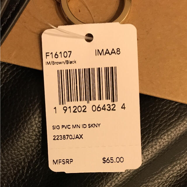 COACH(コーチ)のコーチ COACH キーリング付き IDケース カードケース F16107 メンズのファッション小物(名刺入れ/定期入れ)の商品写真