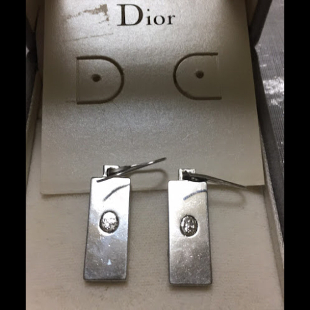 Christian Dior(クリスチャンディオール)のChristian Dior  トロッター・ロゴグラム ピアス(両耳用) メンズのアクセサリー(ピアス(両耳用))の商品写真