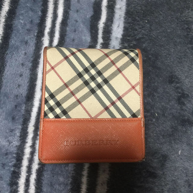 BURBERRY(バーバリー)のバーバリー二つ折財布 レディースのファッション小物(財布)の商品写真