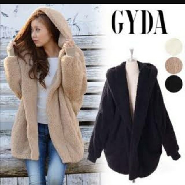 GYDA(ジェイダ)のGYDA   フェイクファーコート  まにゃ  流行 レディースのジャケット/アウター(毛皮/ファーコート)の商品写真