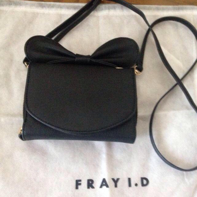 FRAY I.D(フレイアイディー)のリボンミニクラッチバック レディースのバッグ(ショルダーバッグ)の商品写真