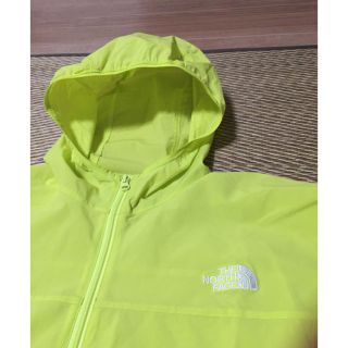 ザノースフェイス(THE NORTH FACE)のTHE NORTH FACE イエロー パーカー(パーカー)