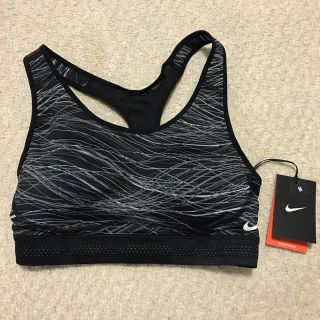 ナイキ(NIKE)のNIKE | スポーツブラ(ブラ)