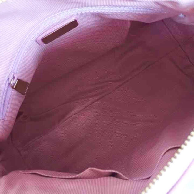 Furla(フルラ)のウィンターローズM新品未使用フルラ正規品パイパー大人気バッグ レディースのバッグ(ハンドバッグ)の商品写真