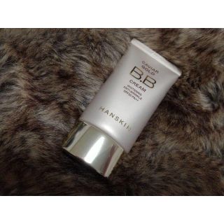 ハンスキン(HANSKIN)のキャビアゴールドBBクリーム43.5g SPF25++(BBクリーム)