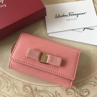 フェラガモ(Ferragamo)の新品♡フェラガモ♡ヴァラリボン♡キーケース(キーケース)