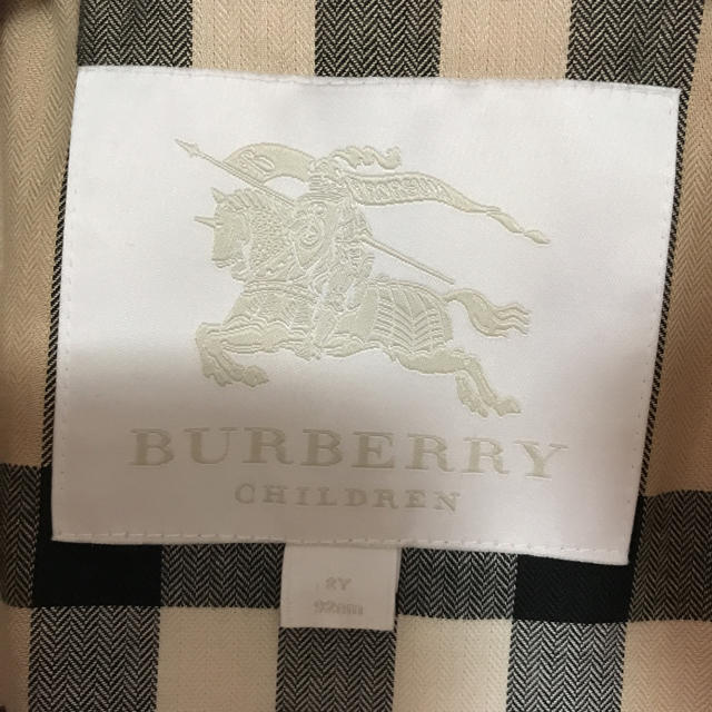 BURBERRY(バーバリー)のまり様専用 キッズ/ベビー/マタニティのキッズ服女の子用(90cm~)(コート)の商品写真