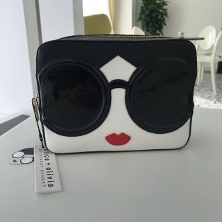 アリスアンドオリビア(Alice+Olivia)の新品 alice + olivia STACEY FACE レザーポーチ(ポーチ)