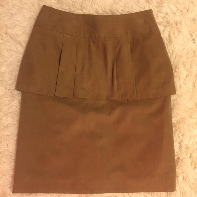INDIVI(インディヴィ)の最終値下げ！新品未使用♡INDIVIスカート♡size36 レディースのスカート(ひざ丈スカート)の商品写真