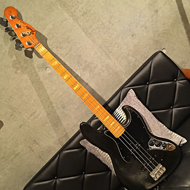 【おぐらさま専用】Fender jazzbass 76年製 フルオリジナル