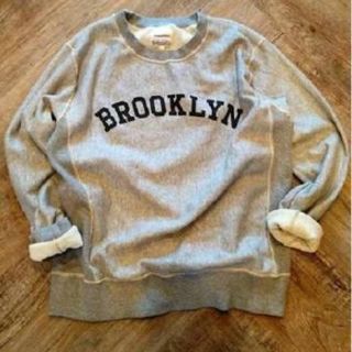 トゥデイフル(TODAYFUL)の☆BROOKLYNスウェット☆(トレーナー/スウェット)