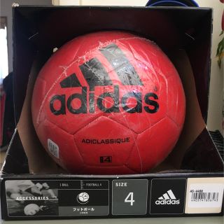 アディダス(adidas)のサッカーボール adidas 4号(ボール)