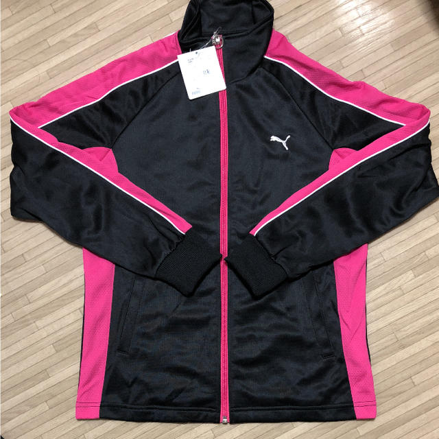 PUMA(プーマ)の《新品 未使用 タグ付き》プーマジャージ レディース S レディースのトップス(その他)の商品写真