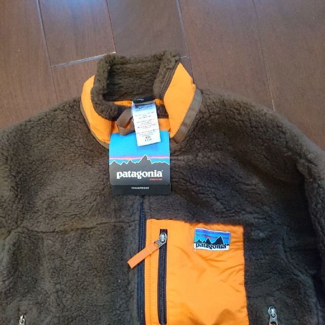 patagonia(パタゴニア)の限定 新品 パタゴニア キッズ レトロXジャケット フリース L レディース レディースのジャケット/アウター(ブルゾン)の商品写真