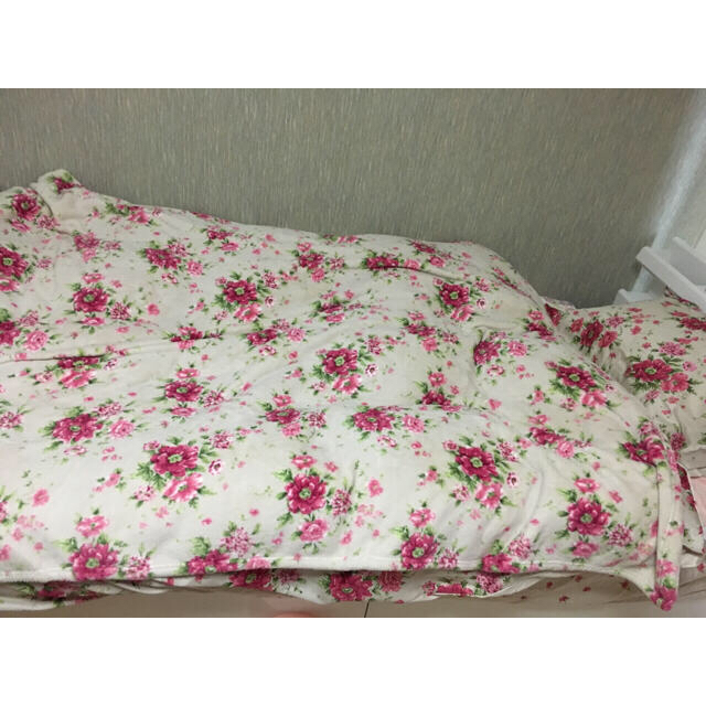 高評価通販 LAURA ASHLEY - ローラアシュレイ 2018 福袋の通販 by そら