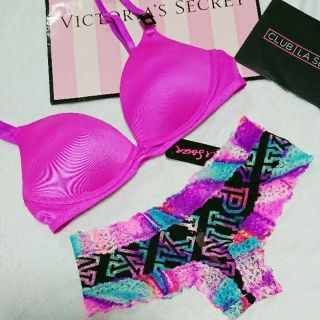 ヴィクトリアズシークレット(Victoria's Secret)の【32B/XS】Lasenzaヴィクシーノンワイヤーブラセット(ブラ&ショーツセット)