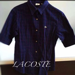 ラコステ(LACOSTE)の美品 ラコステ シャツ 紺×赤(シャツ/ブラウス(半袖/袖なし))