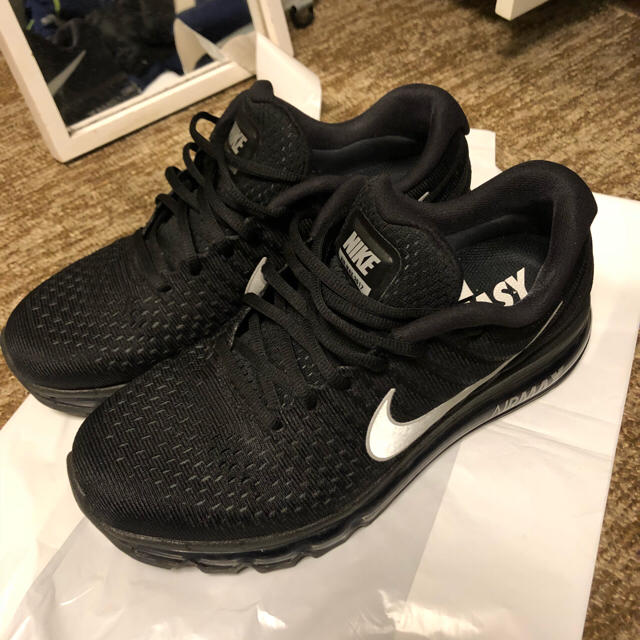 NIKE - NIKE airmax2017の通販 by とーきょー's shop|ナイキならラクマ