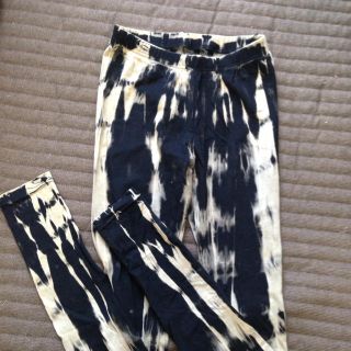 ゴア(goa)のgoa☆タイダイレギンス(カジュアルパンツ)