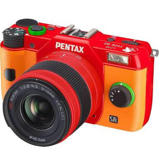 PENTAX(ペンタックス)のPENTAX Q10 エヴァンゲリオン アスカver スマホ/家電/カメラのカメラ(ミラーレス一眼)の商品写真