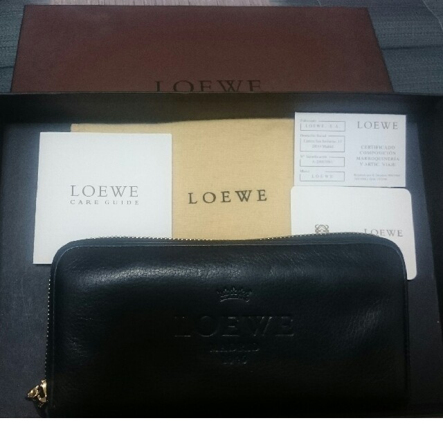 LOEWE(ロエベ)のLOEWE  長財布 レディースのファッション小物(財布)の商品写真