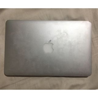 アップル(Apple)のmac book air 11インチ(ノートPC)