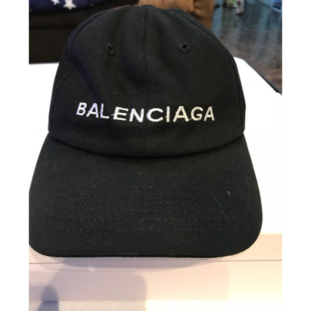 Balenciaga(バレンシアガ)のバレンシアガキャップ黒 レディースの帽子(キャップ)の商品写真