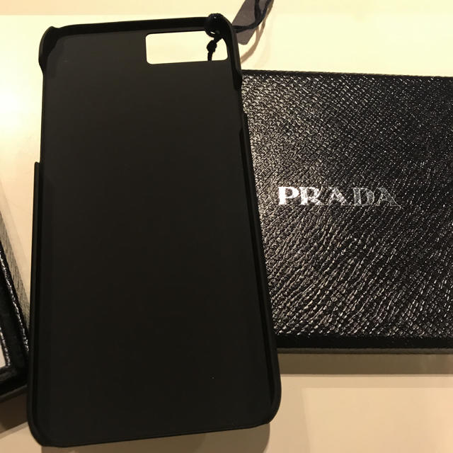 PRADA(プラダ)の1/19まで値下げ！！新品未使用  PRADA iphone7ケース スマホ/家電/カメラのスマホアクセサリー(iPhoneケース)の商品写真