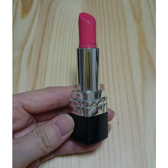 Dior(ディオール)のルージュディオール 567 コスメ/美容のベースメイク/化粧品(口紅)の商品写真