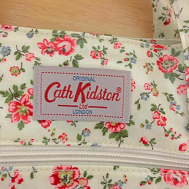 Cath Kidston(キャスキッドソン)のCath Kidston 花柄 ハンドバック レディースのバッグ(ハンドバッグ)の商品写真